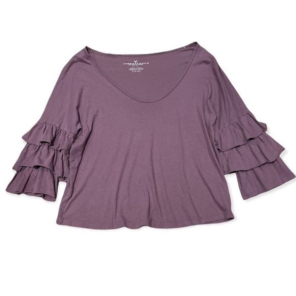 3/$25. American eagle outfitters ruffles sleeve top size Small - Picture 1 of 7